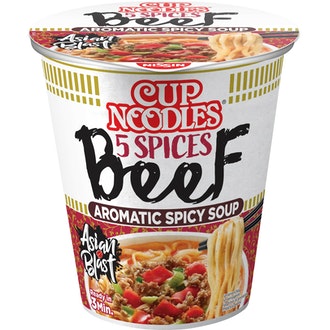 Nissin Cup Noodles 5 Spices Naudanliha pikanuudelikeitto 64g kalorit ja ravintosisältö