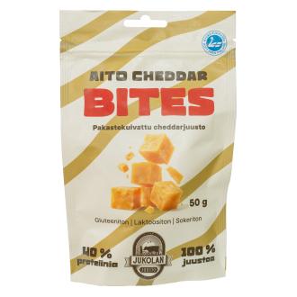 Jukolan Juusto Aito Cheddar Bites 50 g pakastekuivattu cheddarjuusto kalorit ja ravintosisältö - 598 kcal
