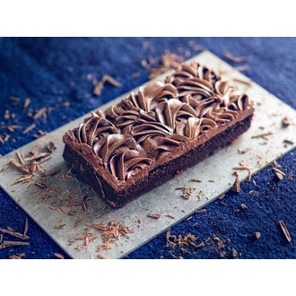 Sorttiinan vegaaninen suklainen piiras 300g kalorit ja ravintosisältö - 339 kcal