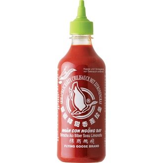 Flying Goose Sriracha chilikastike sitruunaruoho 455ml kalorit ja ravintosisältö - 155 kcal